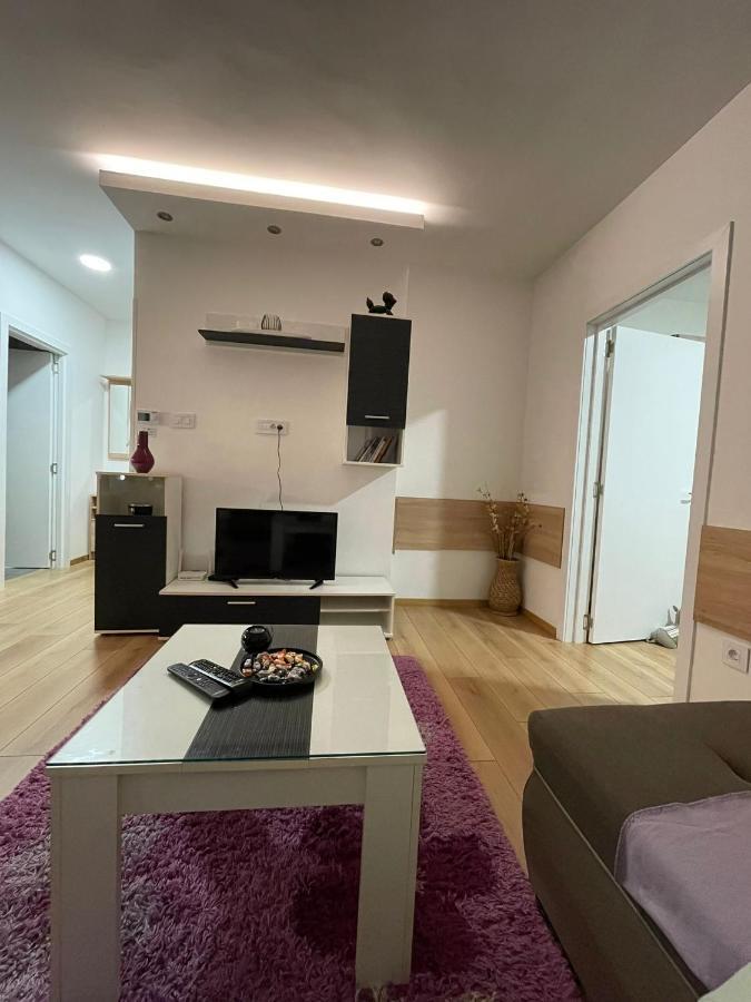 Apartman Mik Novi Sad Exterior foto